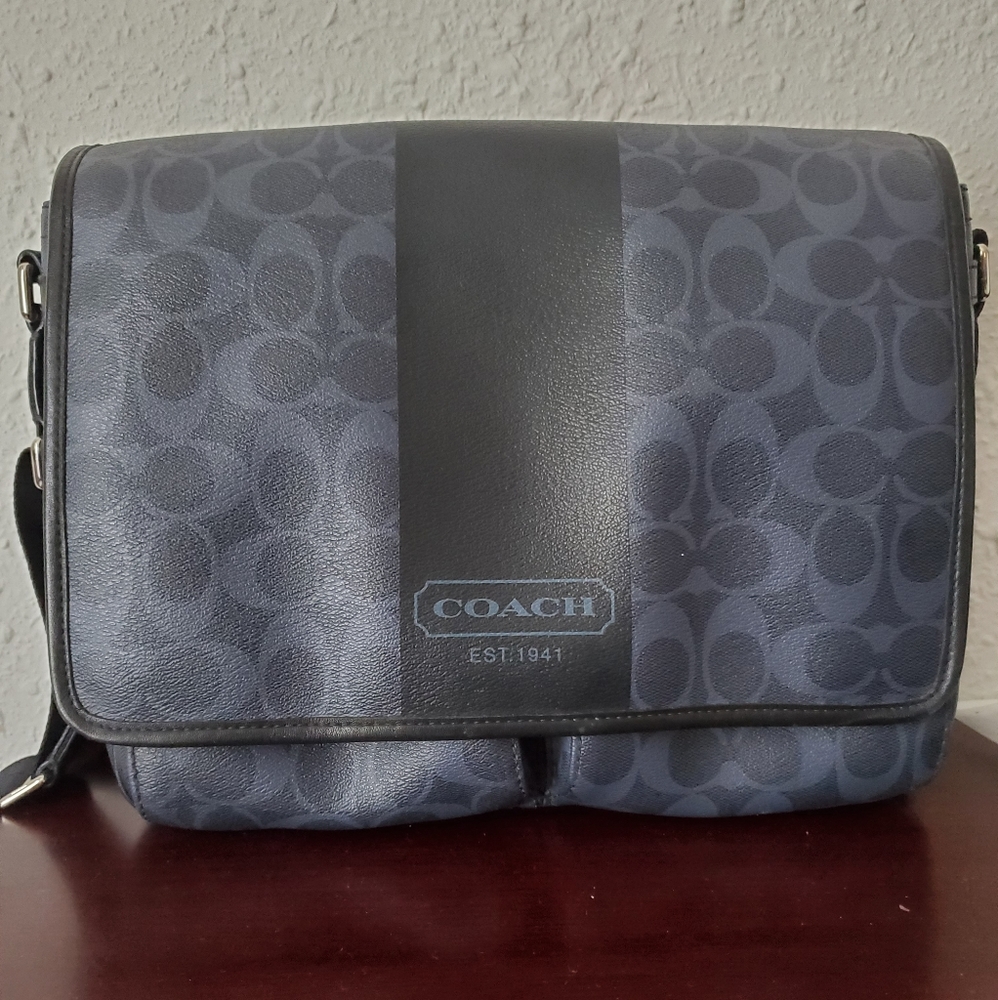 Coach messenger bag